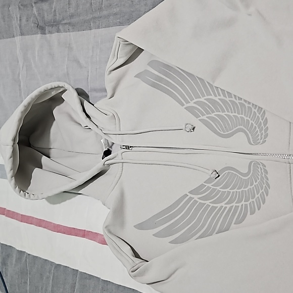 Womens winged hoodie - Picture 6 of 6